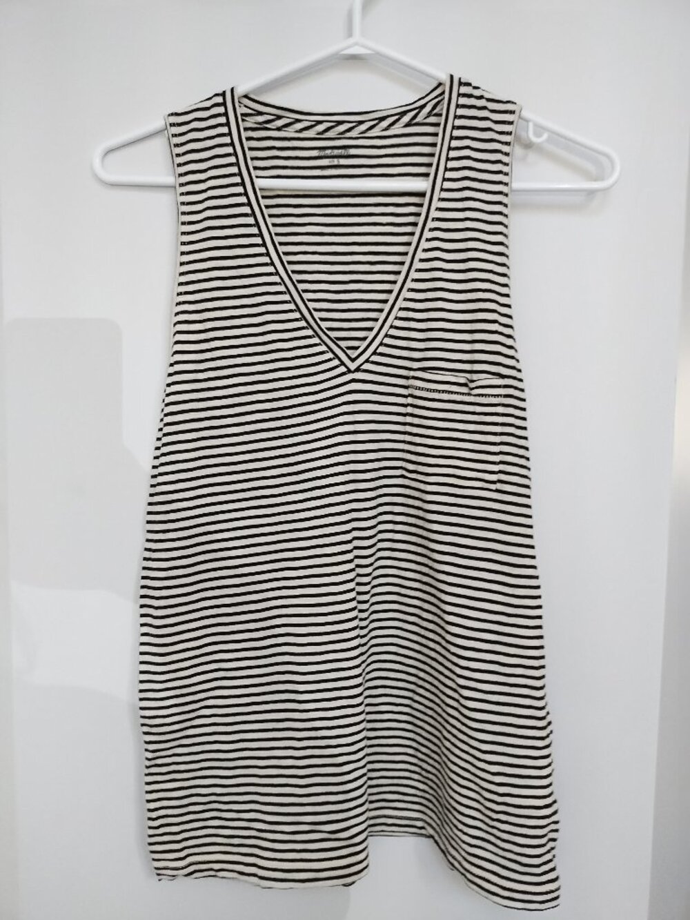 Madewell 100% cotton v neck tank top